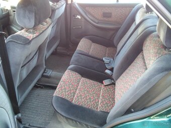 Seat Toledo 1,6 - 9