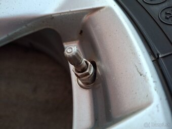 Orig. hliníkové disky Nissan/Dacia-- R17, 5x114,3 - 9