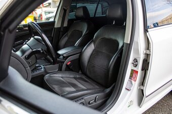 Škoda Superb 2.0 TDI CR 170k Elegance DSG - 9