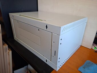 4U Rack Triton, datovy rozvadzac - 9