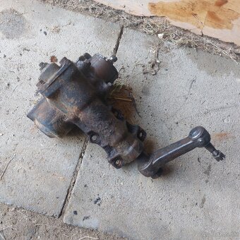 Motor mitsubishi pajero 1 2.5td kód 4D56 - 9