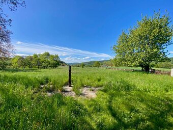 Výrazne znížená cena Na predaj dva domy s krásnym výhľadom - 9