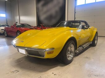 Chevrolet Corvette Stingray Convertible z roku 1972 - 9