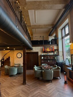 Cafe & Bar v centre Ružomberka - odstúpenie prevádzky - 9