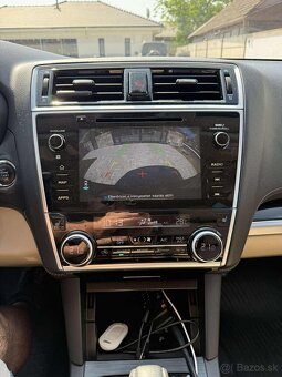 SUBARU OUTBACK 2.5i premium - 9