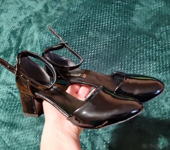 NOVÉ Čierne lakované lodičky, veľ. 37 - 9