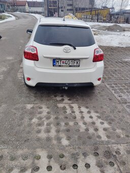 Toyota Auris - 9