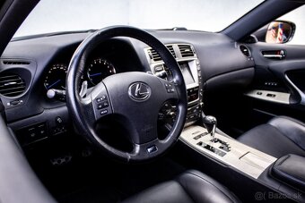 Lexus IS-F 5.0 V8 RWD AT8 - 9
