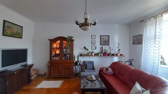 EXKLUZÍVNE ponúkame na predaj 2 izbový byt, 92m2 + loggia, - 9