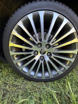 Škoda superb facelift 3,6 benzín Laurin &Klement - 9
