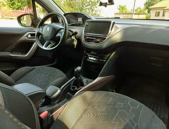 Peugeot 2008 1.2 PureTech 60Kw (82PS) R.V. 04/2016 M5 - 9