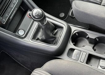Seat Alhambra 2.0 TDi, Style+, 4x4, 7míst manuál 103 kw 2015 - 9