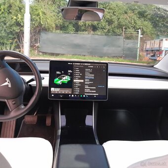Predam elektromobil Tesla model 3 Long range, dual motor - 9