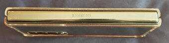 Samsung Z Fold 3 - 9