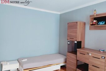 Slnečný dvojizbový byt s balkónom s výmerou 62 m2. - 9