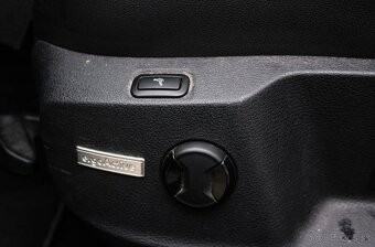 Volkswagen Golf Variant 2.0 TDI BMT 150k Highline - 9