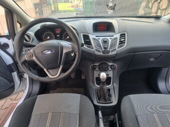 Ford Fiesta - 9