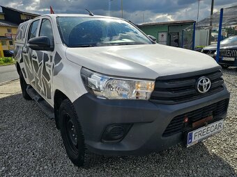 Toyota Hilux 2.4 L D-4D 4x4 - 9