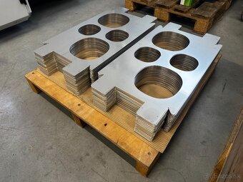 EXTERNÉ CNC OHÝBANIE PLECHOV - 9