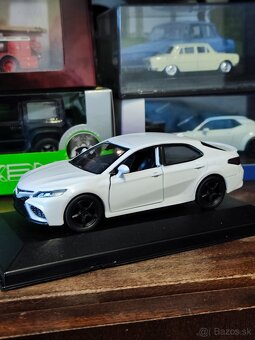 Modely 1:43 a 1:39 - 9