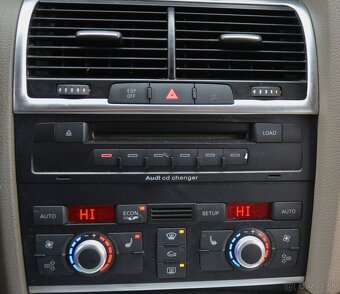 Audi Q7 3.0 4×4 TDi, koža, xenón - 9