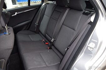 Mercedes-Benz C 220 CDI Avantgarde 2011 - 9