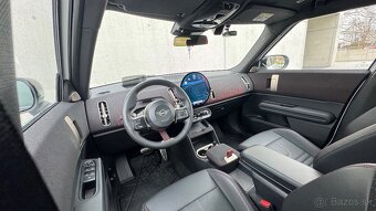 MINI Countryman JCW ALL4 2024 - 9