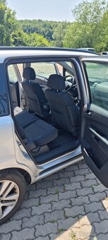 Opel Zafira 1.9 CDTI 88kW 118K 6-stupňový manuál - 9
