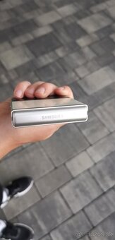 Samsung Galaxy Z Flip3 5G 8 GB / 128 GB – Cream / Black, TOP - 9