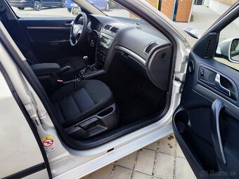 Škoda Octavia II - 9