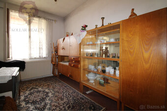 NA PREDAJ - Rodinný dom so záhradou v Sasinkove - 9