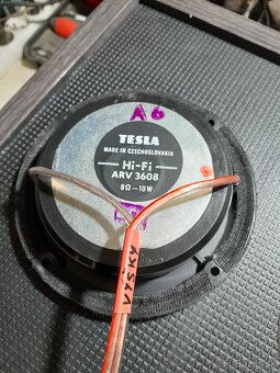 Stĺpové repro bedne Tesla (REZERVOVANÉ do 2.2.2026) - 9