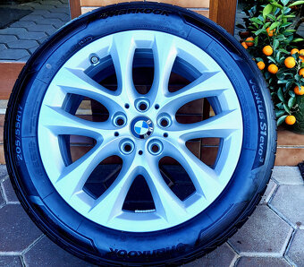 alu R17 5x112, senzory tlaku, letné pneu 205/55, orig. BMW 2 - 9
