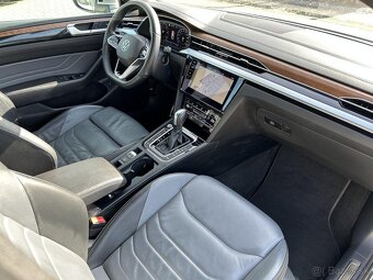 Volkswagen Arteon 2.0 TDI - 9