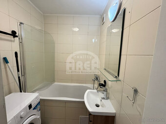 Na prenájom 3,5- izbový byt v širšom centre Michaloviec - 9
