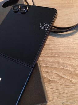 NOVY Samsung Galaxy Z Flip7 - 9