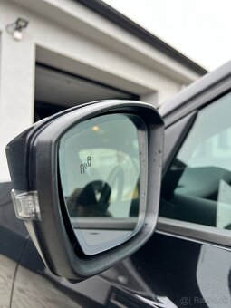 Škoda Octavia Combi RS 2.0TDI 135kw 4x4 DSG6 - 9