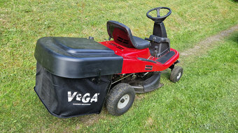 Záhradný traktor VEGA V12577 3in1 – takmer nový, len 20 mth - 9