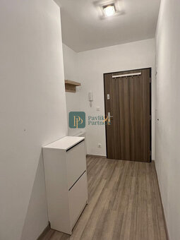 Prenájom 2 izbový byt, veľký balkón, novostavba, garážové st - 9