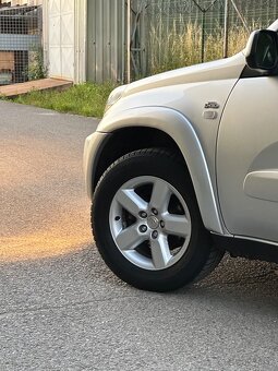 Toyota Rav4 2.0 D-4D 4x4 Klimatronik,Ťažné, Len 156.000km - 9