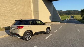 Suzuki Vitara 1.6 benzin Elegance 4WD automat - 9