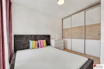REB.sk Predaj 4 izbový dom.100 m2, pozemok 208 m2, Štúrova u - 9