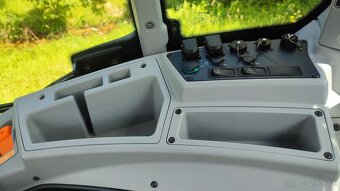 VALTRA - 9