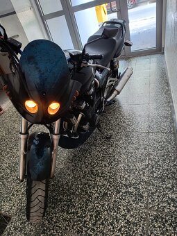 YAMAHA XJR 1200 - 9