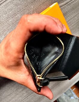 Louis Vuitton - 9