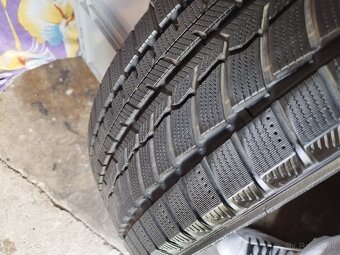 zimne pneumatiky 215/60 r17 96H dot 2024 - 9