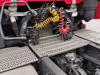 Prodám tahač MERCEDES-BENZ ACTROS 1845 EURO 6 low deck - 9