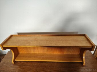 Rustikální police,nábytek s příbehem. - 9