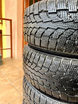 Jeep - originál hliníkové/liatinové disky - zimné pneumatiky - 9