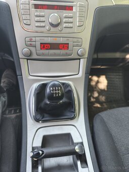 Ford Galaxy 2.0 TDCi 7 miestne - 9